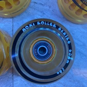 Moxi Skate Wheels with Bearings